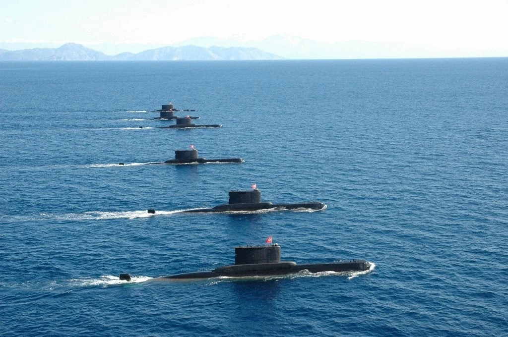 «Βρώμικο» deal Βερολίνου-Άγκυρας: Οι Γερμανοί πούλησαν στον Ερντογάν τα μυστικά του «Παπανικολή» – Υποβρύχια τύπου 214 θα κατασκευάζει η Τουρκία